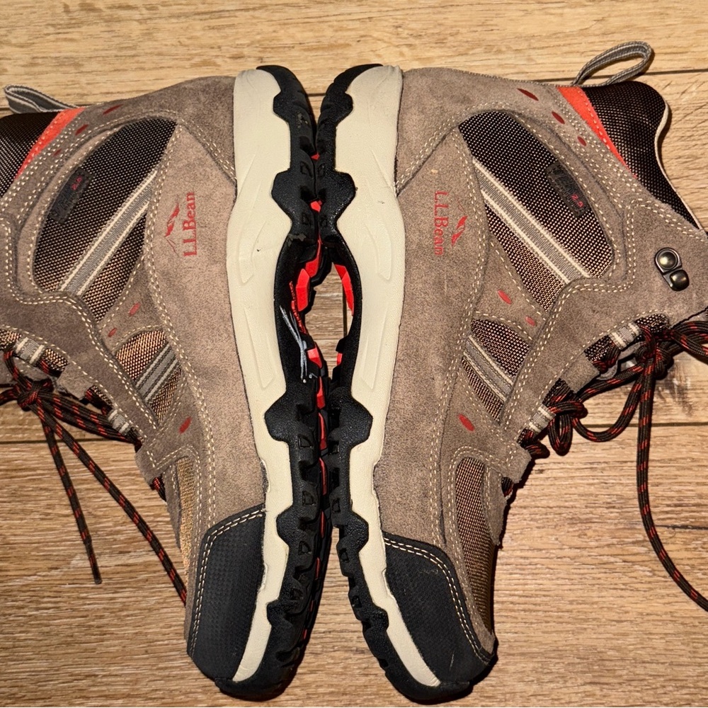 LL Bean Trail 299640
Waterproof Hiking Boots
Women's Size 10 M - Picture 4 of 8